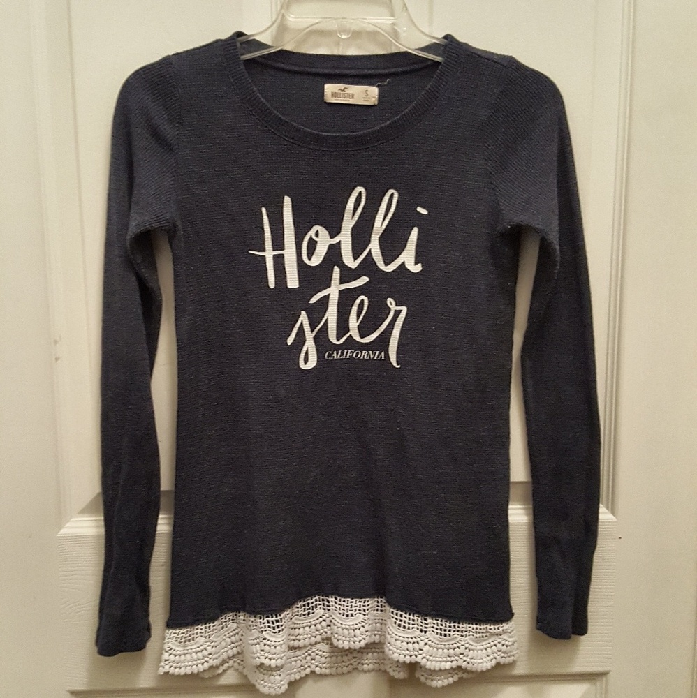 Hollister top, long sleeved- Size S
